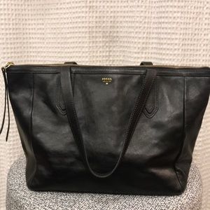 Fossil handbag